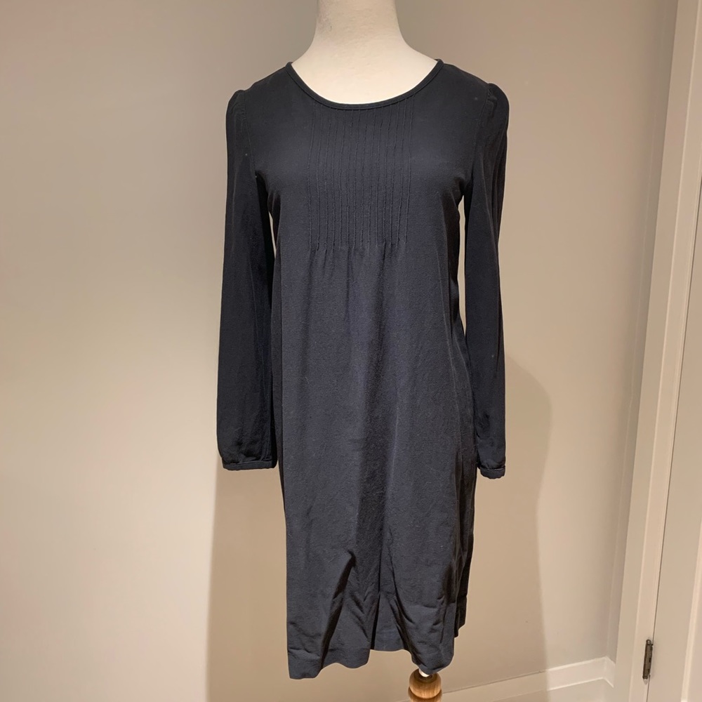 A.P.C. Pintuck mid dress. Black. XS